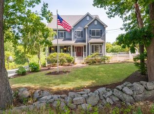 15 Jeffreys Neck Rd, Ipswich, MA 01938