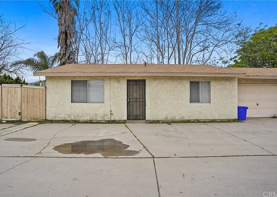 1st image of 4039 Lorraine Dr #7