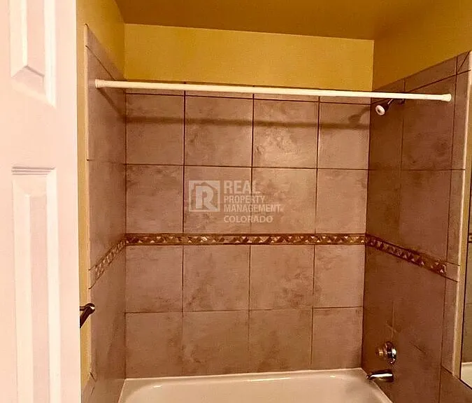 1408 Marigold Dr — Photo 11