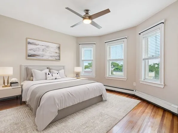 3 Heath St APT 3, Somerville, MA 02145