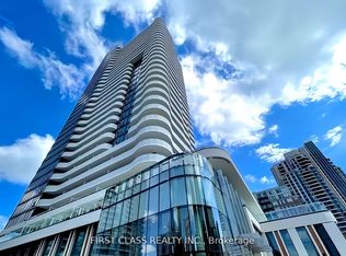 15 Holmes Ave #503, Toronto, ON M2N 4L8