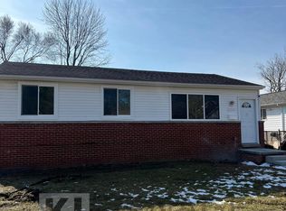 35541 Richard St, Wayne, MI 48184