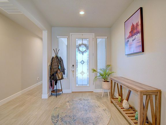 4th image of 9100 Cambrils Dr NW