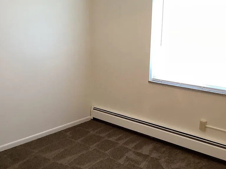 Brush Apartment — Photo 8