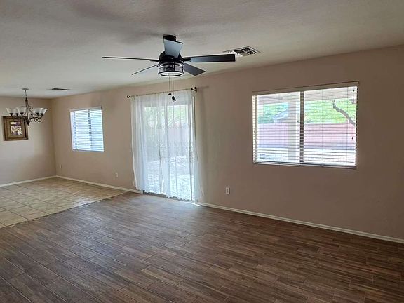 1st Floor Living Area