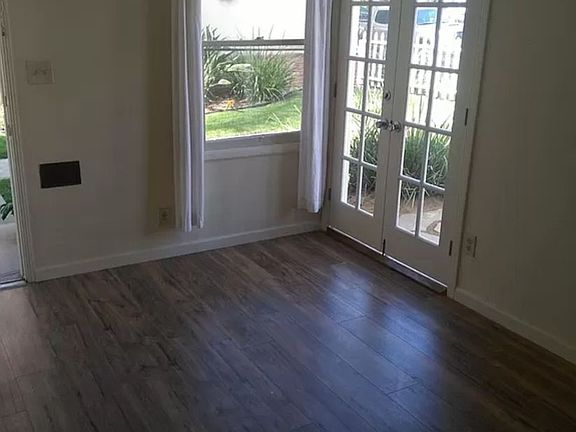 2nd image of 1009-1015 Opal St #1009