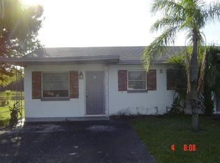 10649 101st St #N, Largo, FL 33773