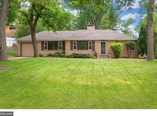 5605 Golden Valley Rd, Golden Valley, MN 55422