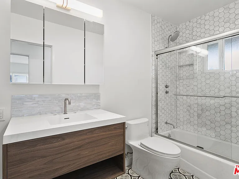 4444 Don Felipe Dr — Photo 21