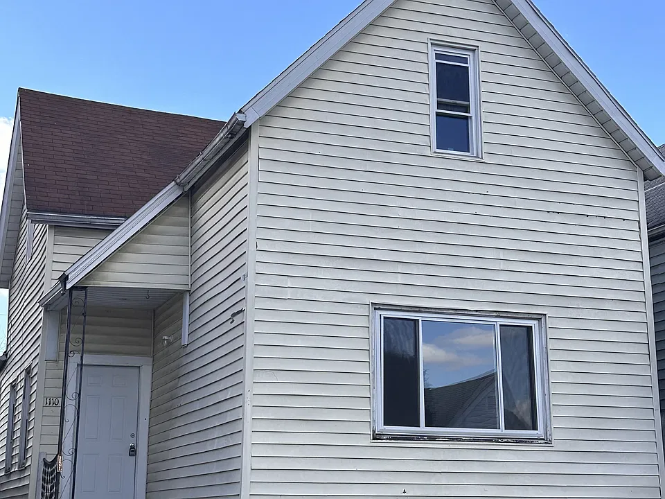 1110 N 4th Ave