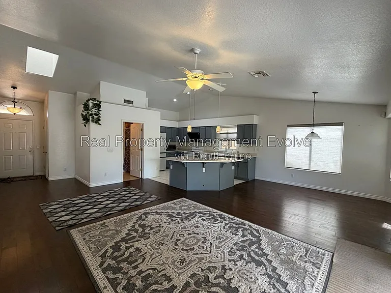 2227 E Edna Ave — Photo 5