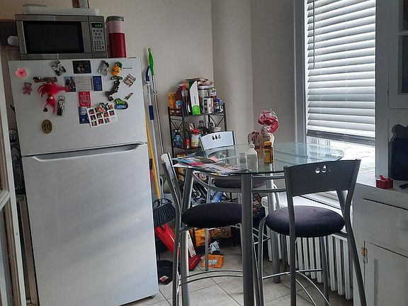 4th image of 298 Main St #4