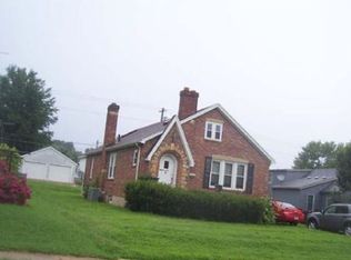 407 W 10th St, Hermann, MO 65041