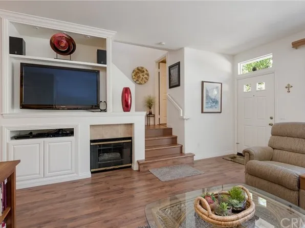 8313 E Arrowhead Way, Anaheim, CA 92808