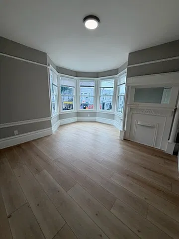 3 bed, 1000 sqft, $6,995 — Photo 4