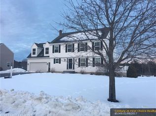 31 Clearview Dr, Gorham, ME 04038