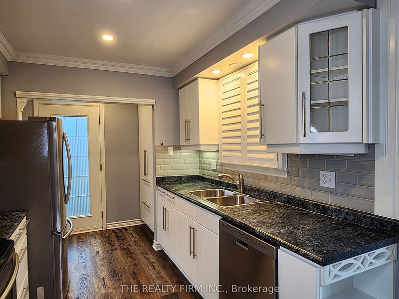 London House for rent - 3 Bedrooms — photo 10