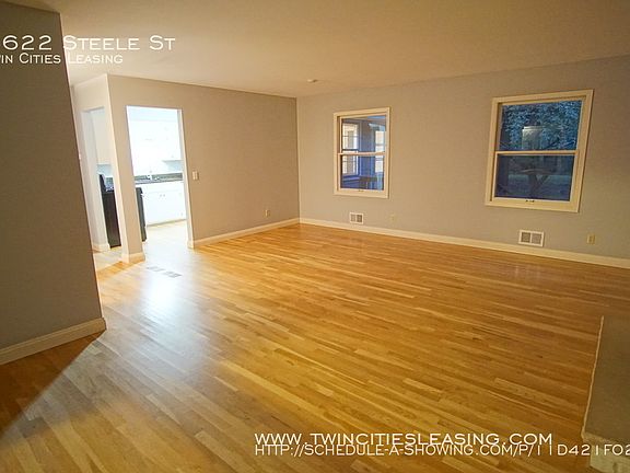 4th image of 3622 Steele St