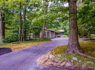 8785 Eagle Rd, Kirtland, OH 44094