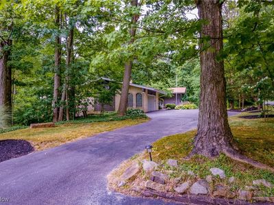 8785 Eagle Rd, Kirtland, OH, 44094