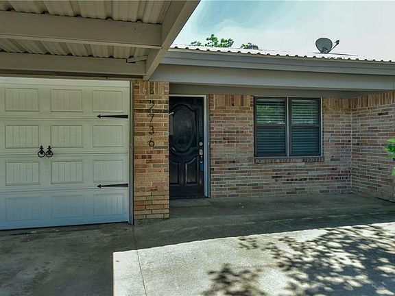 3rd image of 2736 Ash Park Dr