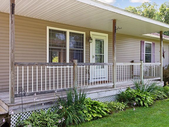 5th image of 6532 Black Hawk Ln
