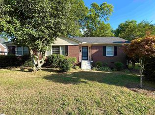 204 E Centennial St, Clinton, SC 29325