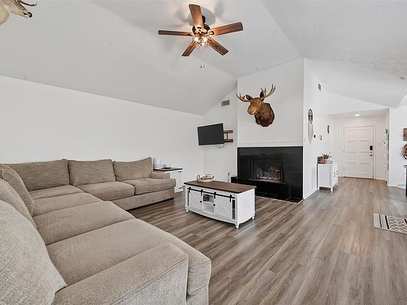 2nd image of 2526 Spring Dusk Ln