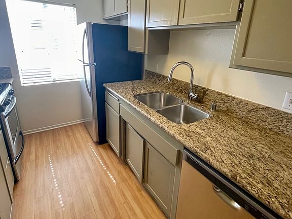 5th image of 1411 S Westgate Ave APT 105