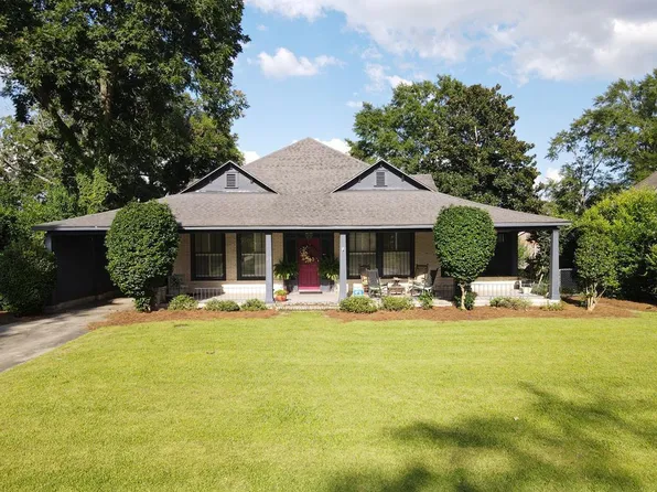 412 S Main St, Fitzgerald, GA 31750