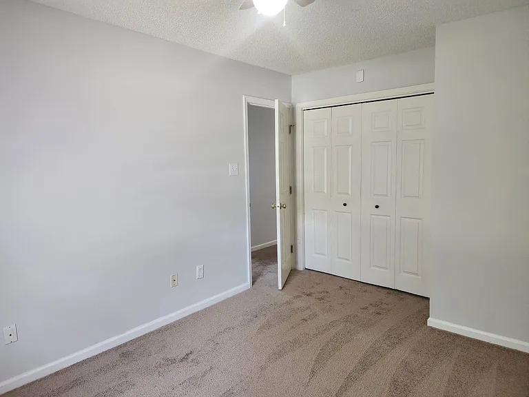 210 Rivershore Dr — Photo 21