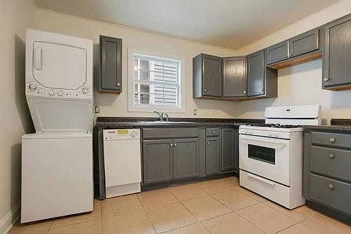 3rd image of 2021 Kerlerec St