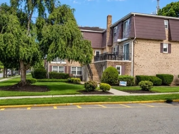120 Fairview Ave APT 3B, Westwood, NJ 07675