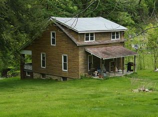 2140 Bennetts Run Rd, Beaver Falls, PA 15010