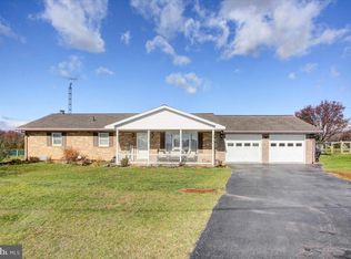 955 Ridge Rd, Shippensburg, PA 17257
