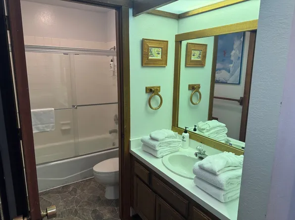 31 Sunshine #31, Mammoth Lakes, CA 93546