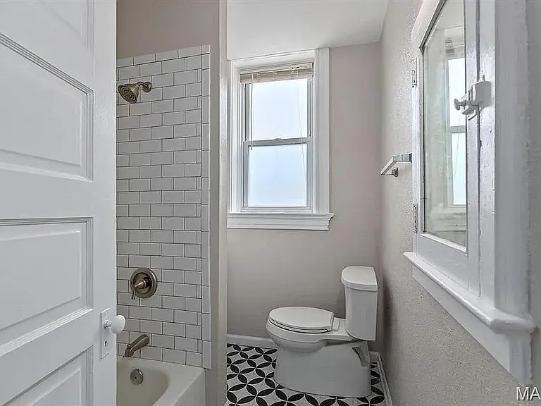 3343 Virginia Ave #1 — Photo 6