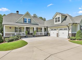 459 N Cove Dr, Newnan, GA 30263
