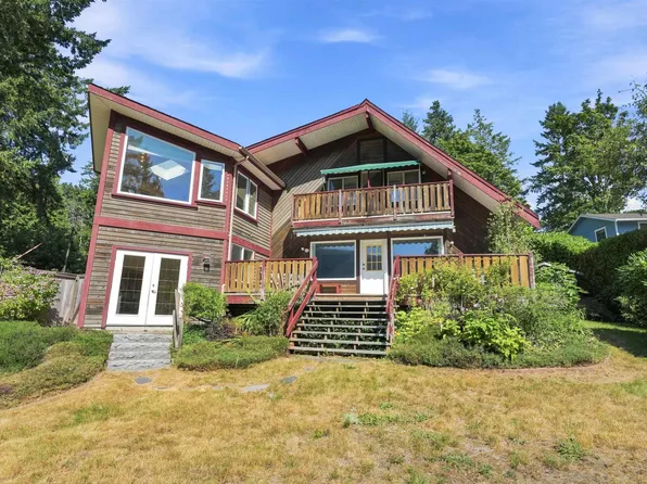 1635 Grady Rd, Sunshine Coast, BC V0N 1V6