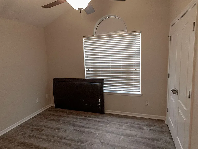 4203 Spring Cress Dr — Photo 20