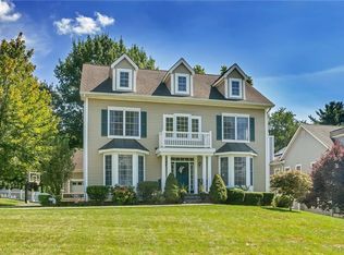 27 Birch Ct, Ossining, NY 10562