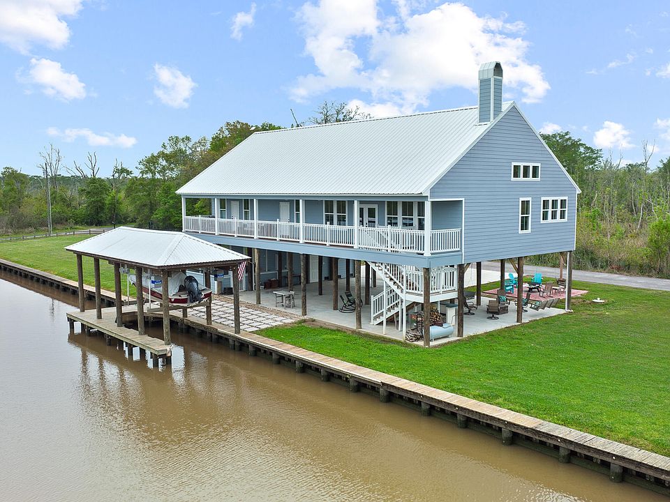 1st image of 9406 Amberjack Ln