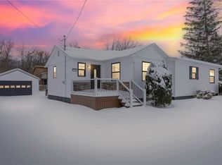 3603 Shoreline Dr, Livonia, NY 14487