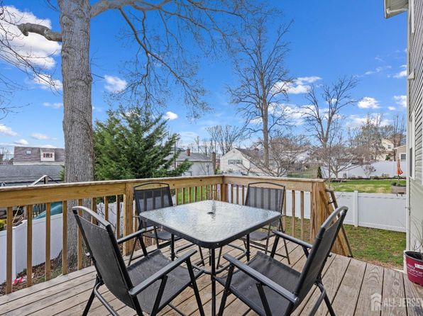 767 Coolidge Ave, Woodbridge, NJ 07095