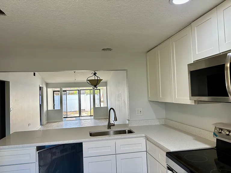 118 Edgewood Ct #0 — Photo 3