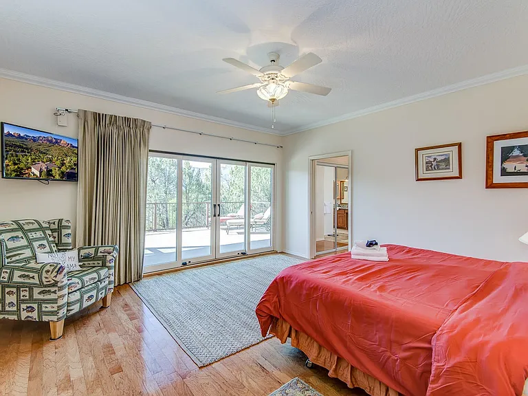65 Kashmir Rd — Photo 38