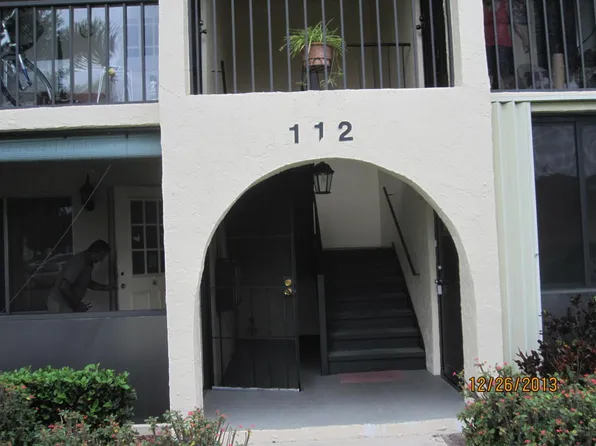 112 Lake Pine Cir APT D-1, Greenacres, FL 33463