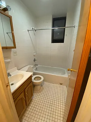 Rented by Bond New York | media 34