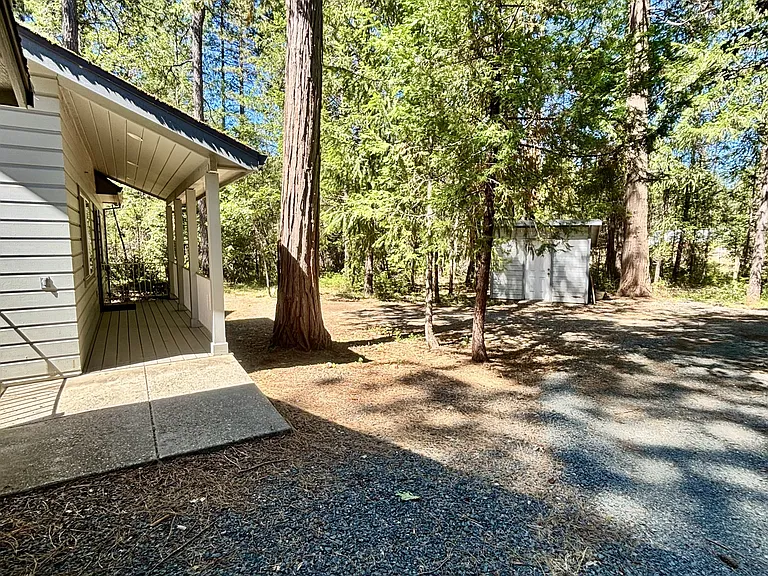 11413 Lower Colfax Rd — Photo 38