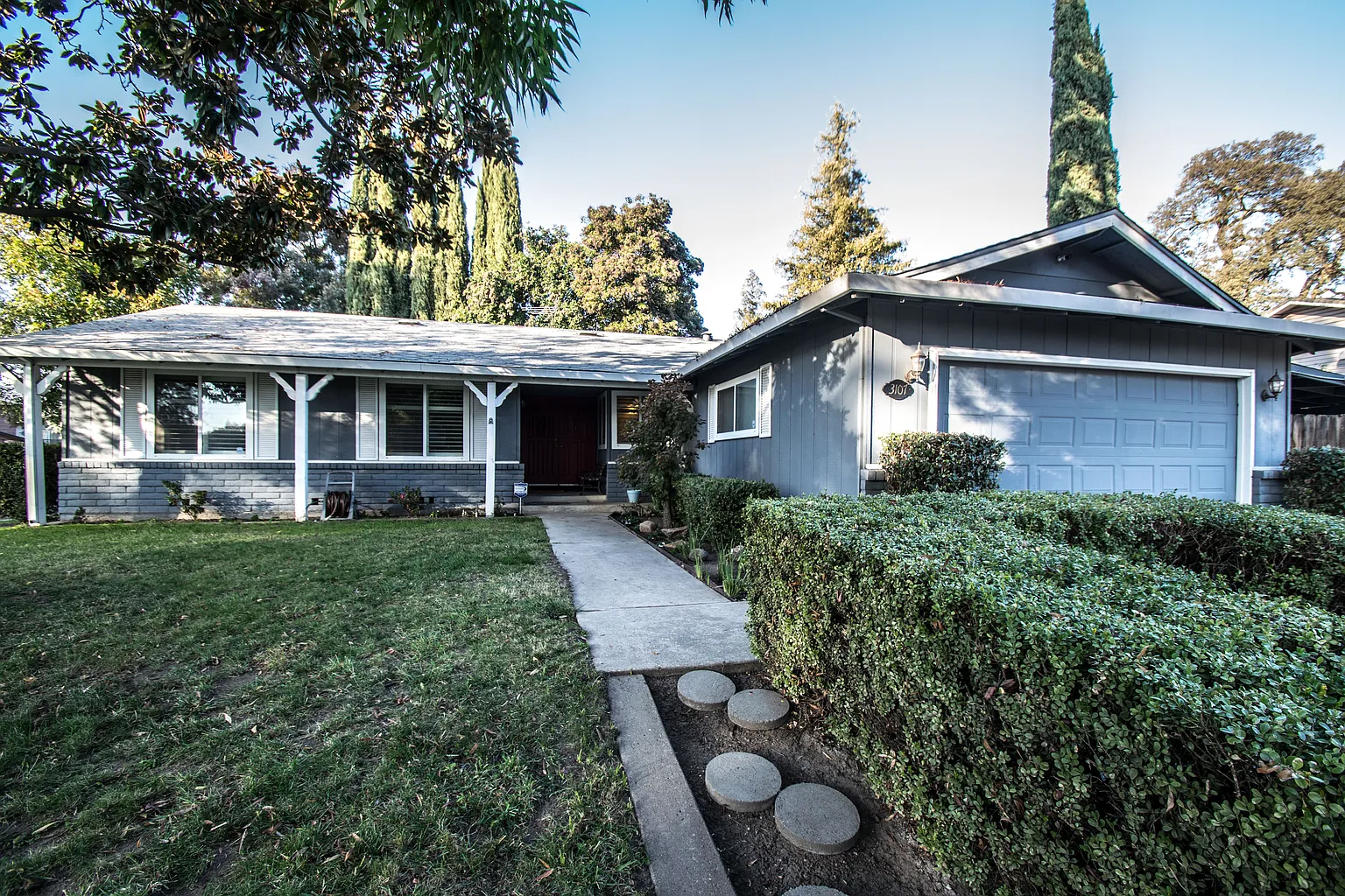 3107 Valley Forge Dr photo 1